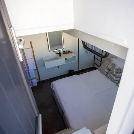 The Pelican Heritage House. Apartment